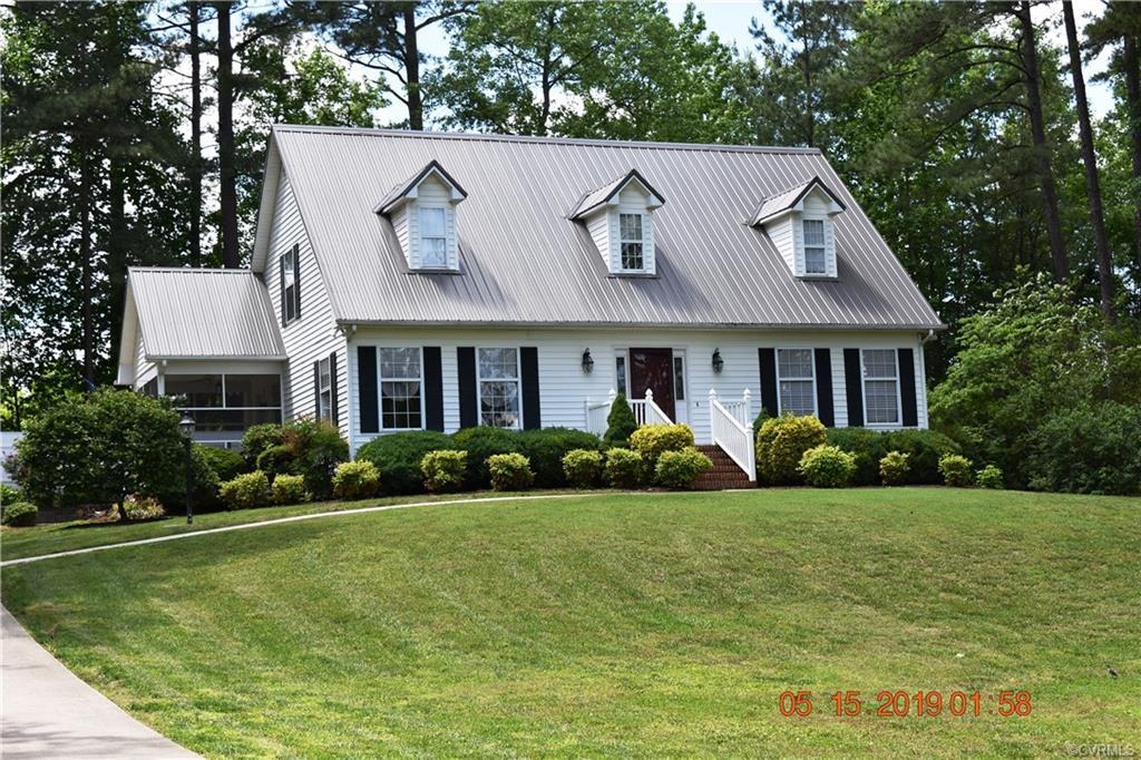 321 Virginia Lee Boulevard - Photo 1