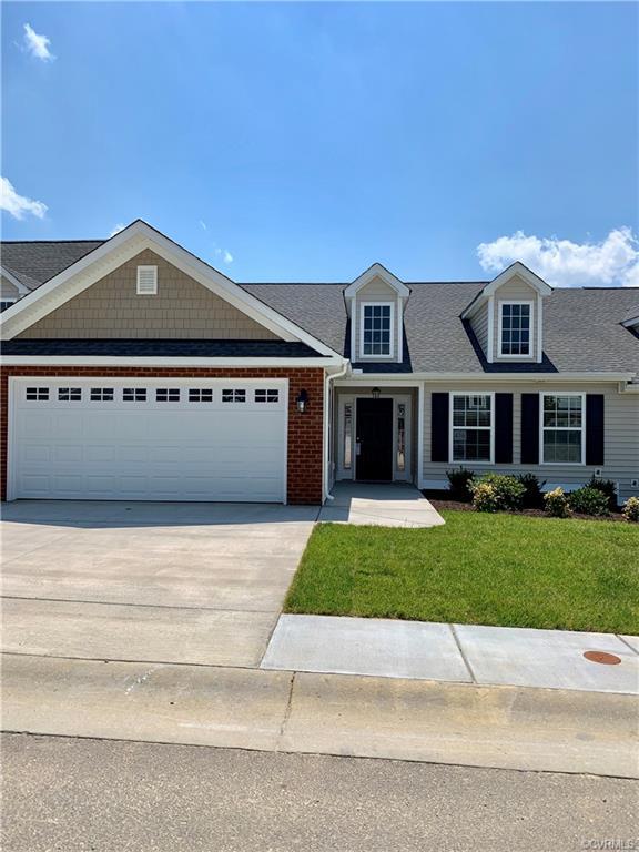 428 Sara Court - Photo 1
