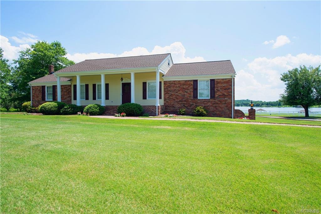 5900 Lakeview Drive - Photo 1 5900 Lakeview Drive - Photo 1