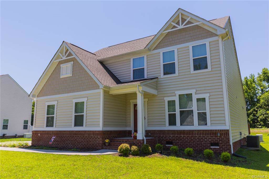1395 Eagle Place - Photo 1