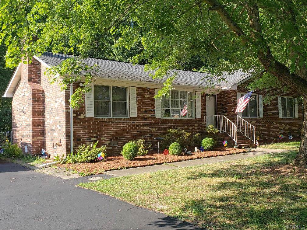 3803 Devenwood Avenue - Photo 1