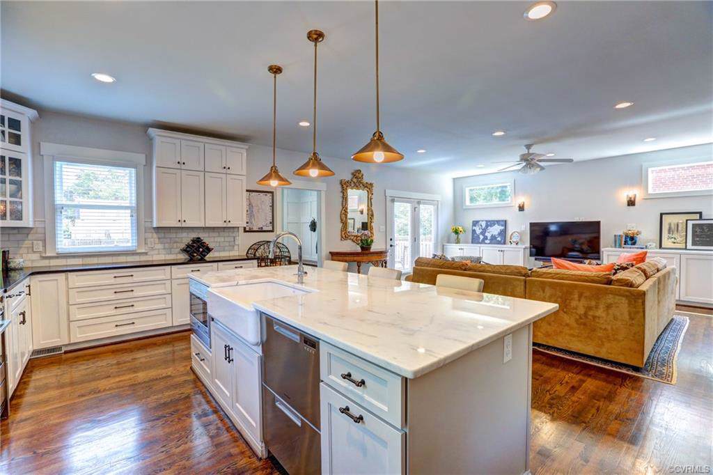4530 Grace Street - Photo 1