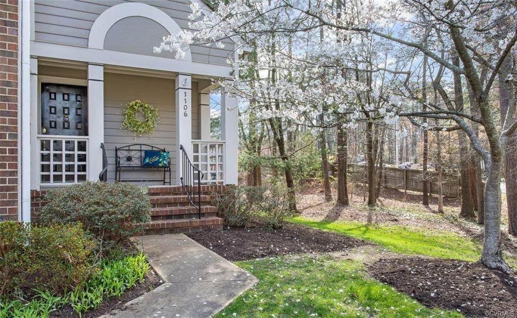 1106 Lakeland Circle - Photo 1