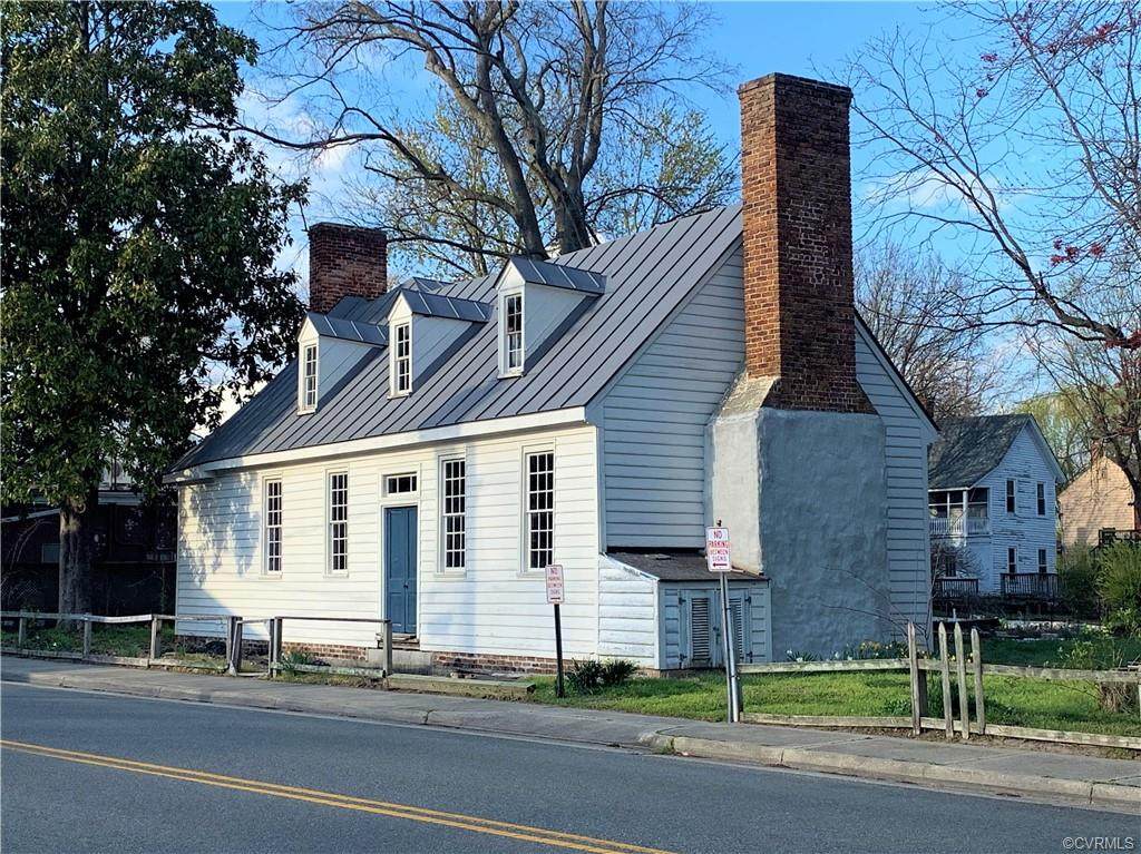 314 Water Lane - Photo 1