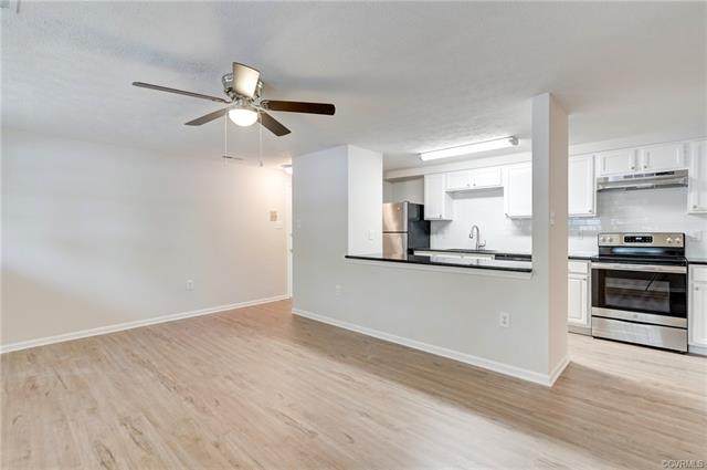 7608 Roscommon Court - Photo 1 7608 Roscommon Court - Photo 1