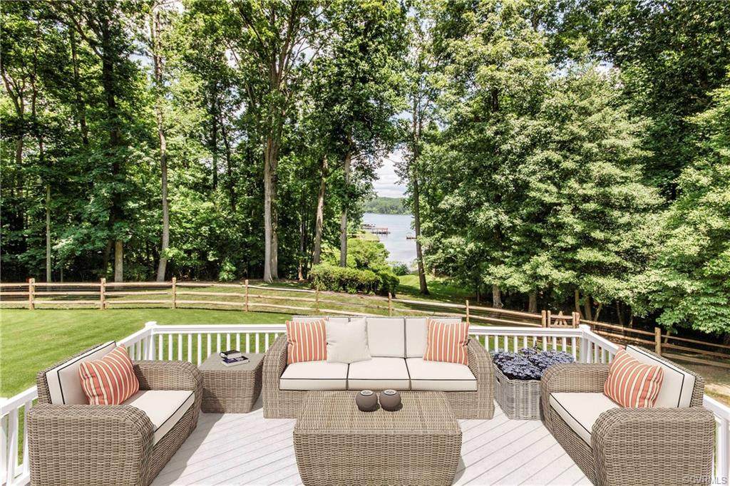 2907 Oxford Drive - Photo 1