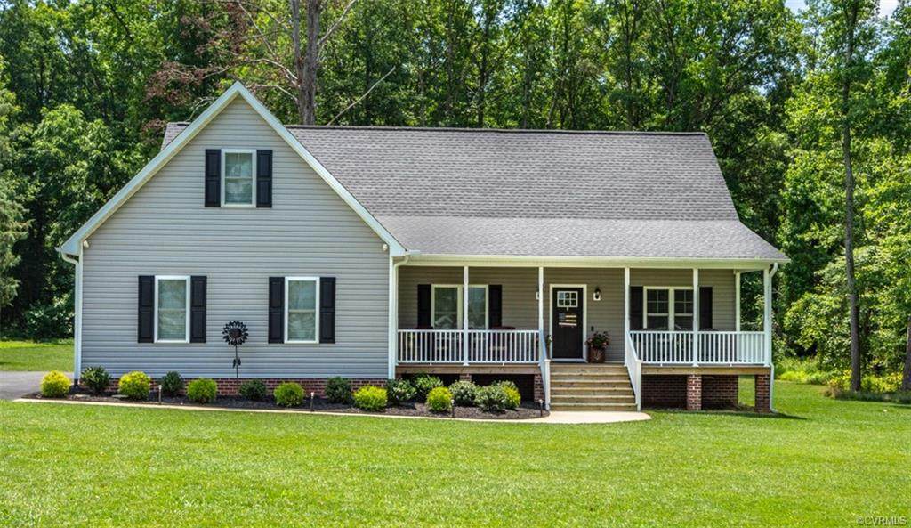 7441 River Road - Photo 1