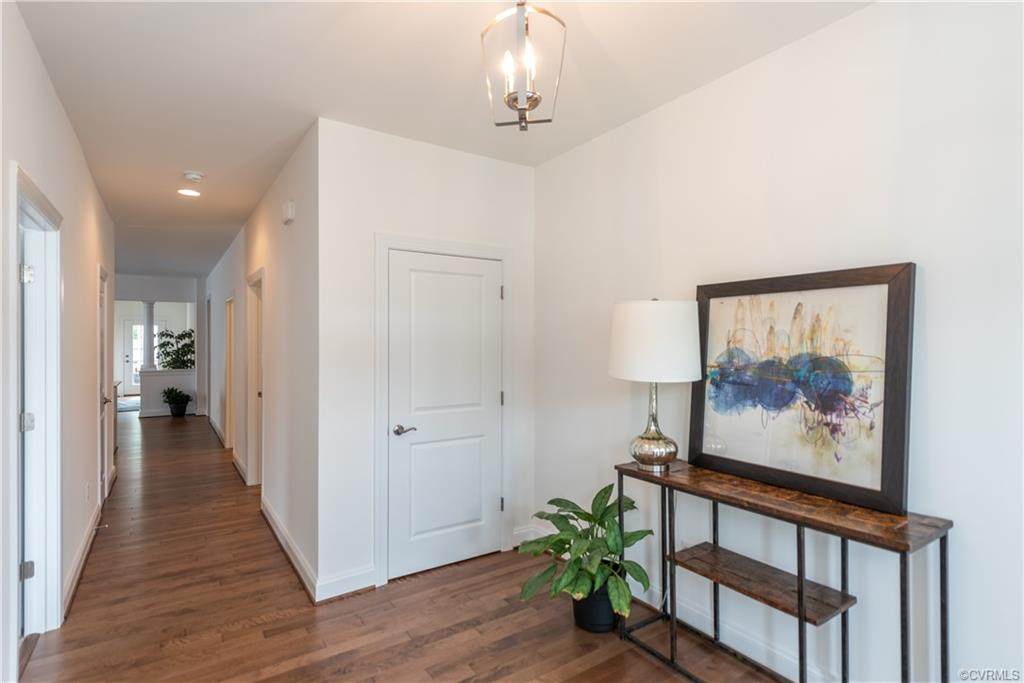 212 Thorncliff Road - Photo 1