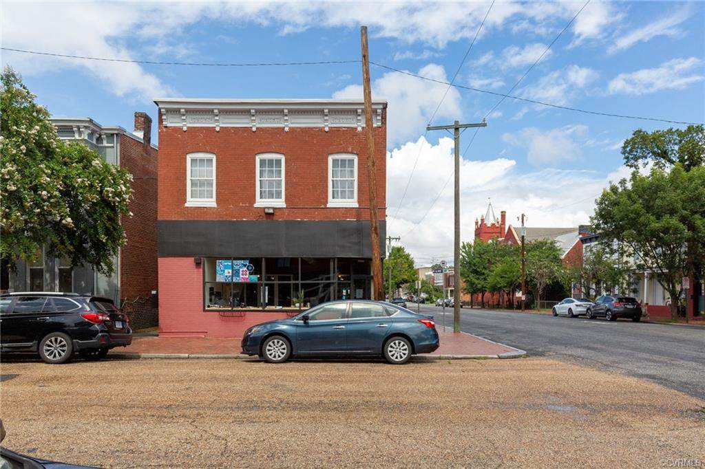 324 27th Street - Photo 1