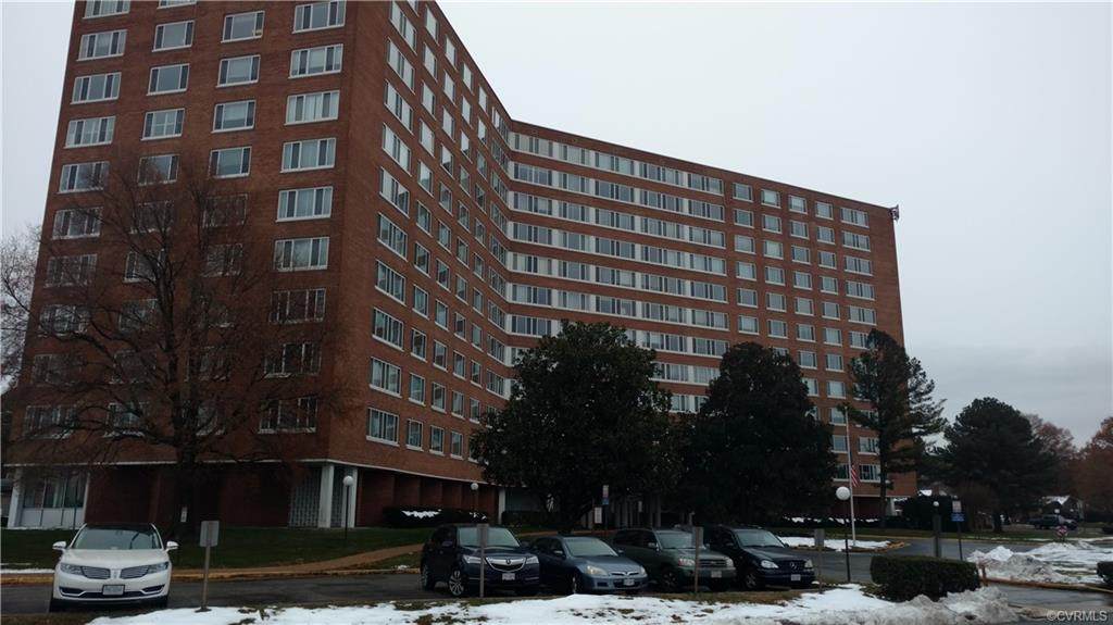 5100 Monument Avenue - Photo 1