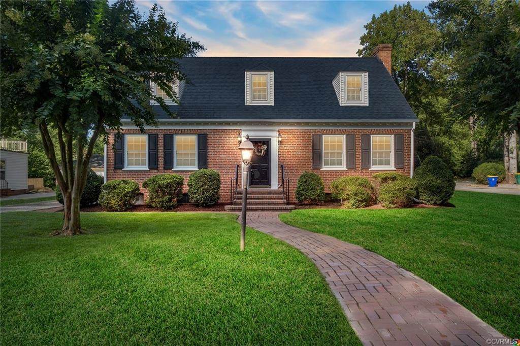 606 Mansion Drive - Photo 1
