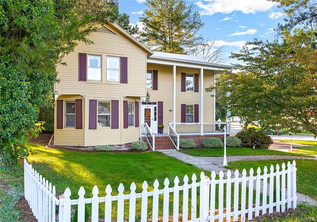 605 Mineral Avenue - Photo 1