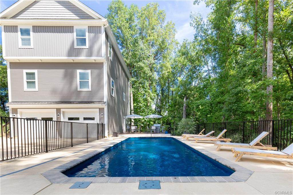 9924 Sycamore Landing Road - Photo 1