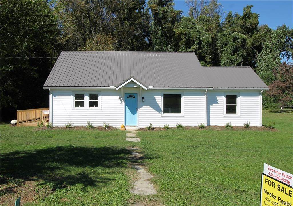 194 Fairgrounds Road - Photo 1