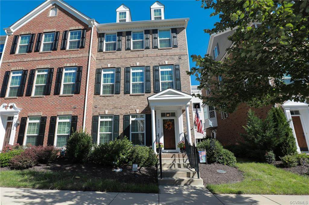 2226 Liesfeld Parkway - Photo 1