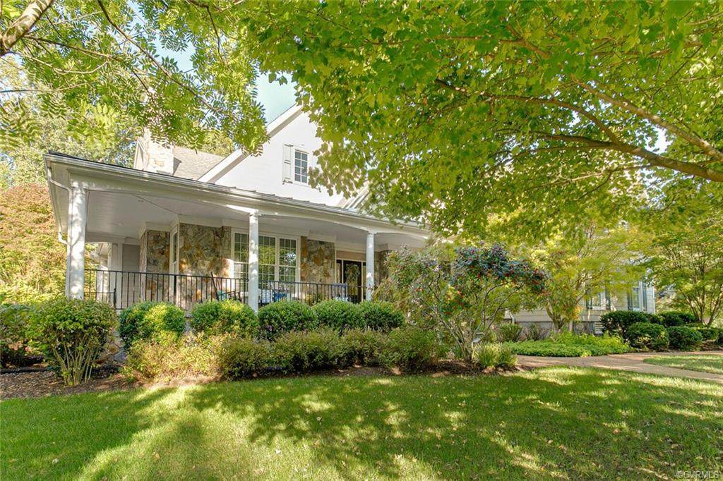 517 Raleigh Manor Road - Photo 1