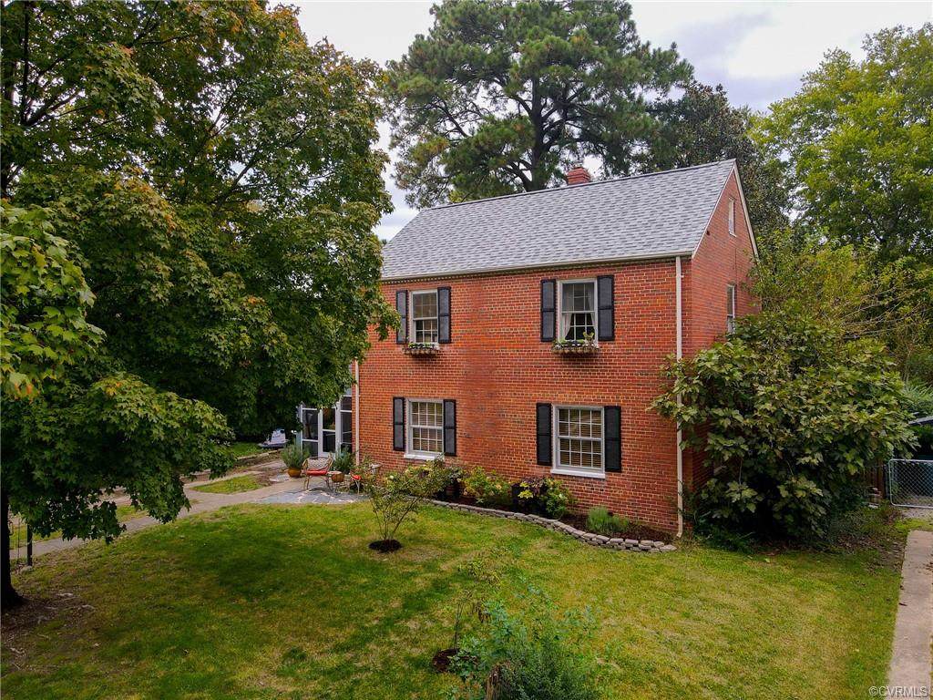 2110 Barclay Road - Photo 1