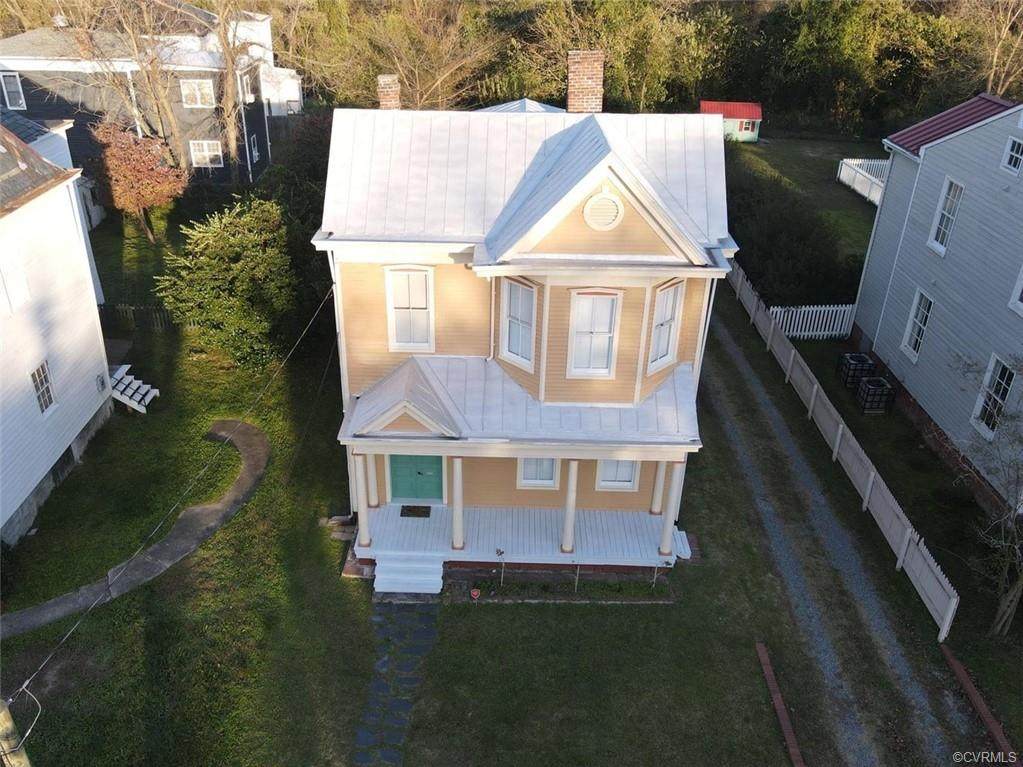 209 Jefferson Street - Photo 1