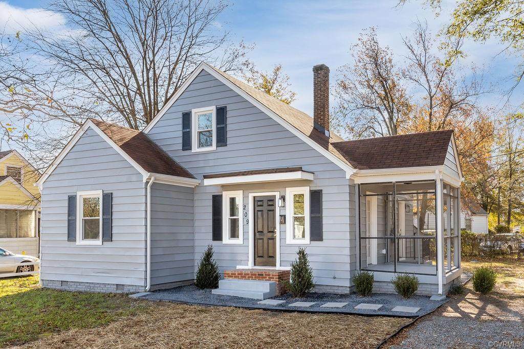209 Laburnum Avenue - Photo 1