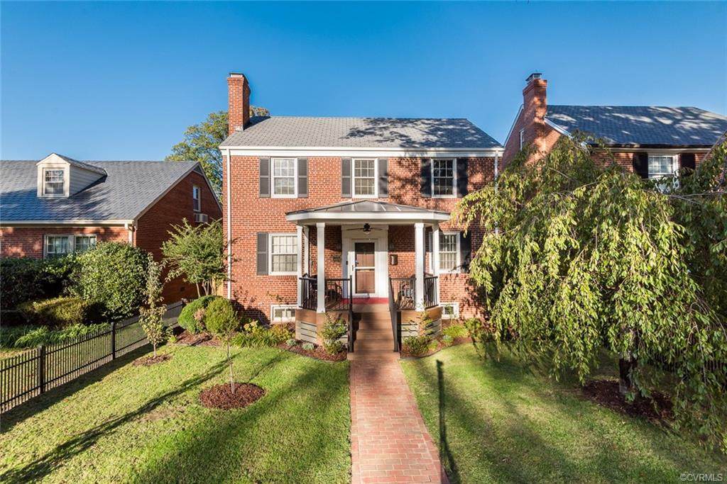 4020 Monument Avenue - Photo 1