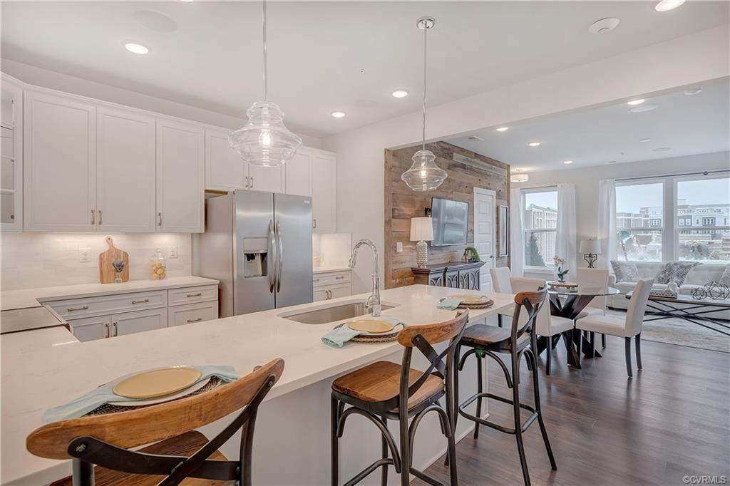 107 Old Charles Street - Photo 1