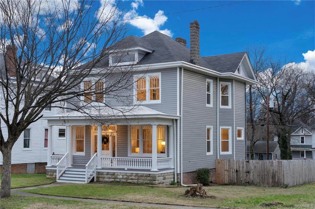 2411 Barton Avenue - Photo 1