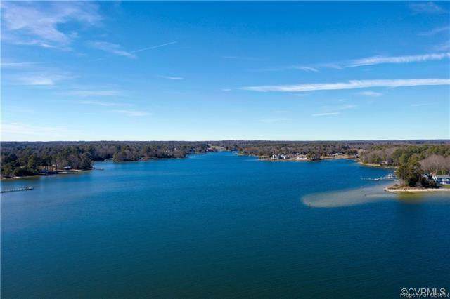 1827 Bogey Neck Road - Photo 1