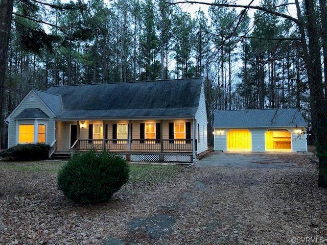 3187 Pineview Drive - Photo 1