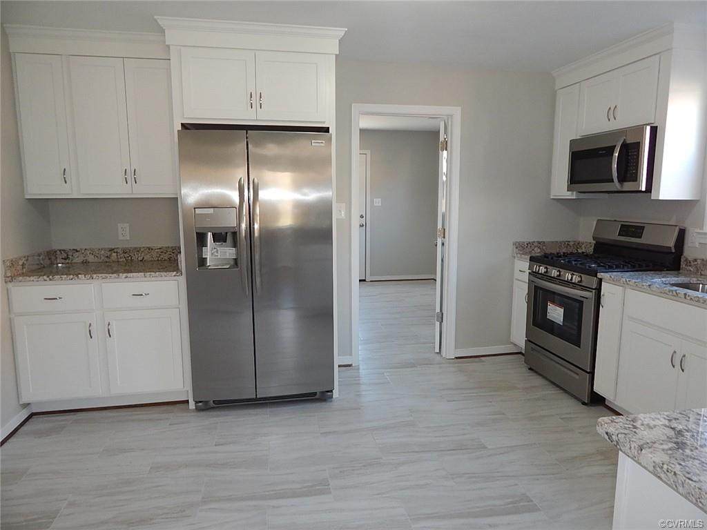 214 Leavenworth Street - Photo 1