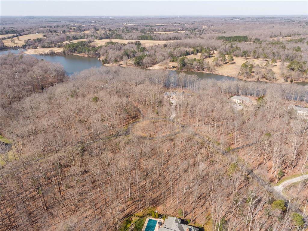 835 Dover Bluff Place - Photo 1