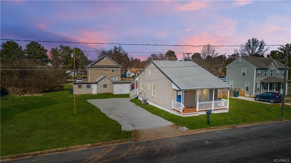 4312 8th Street - Photo 1