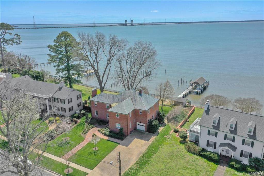 209 Hilton Terrace - Photo 1