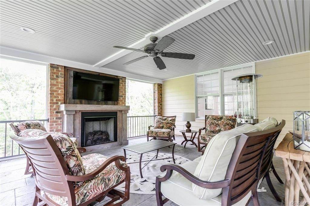 9816 Brooks Hall Place - Photo 1