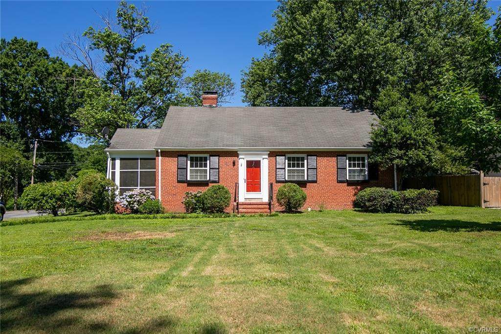 1400 Forest Avenue - Photo 1