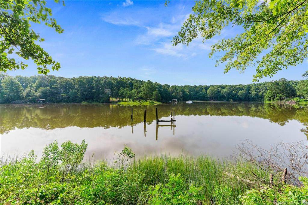 5988 Creekside Lane - Photo 1