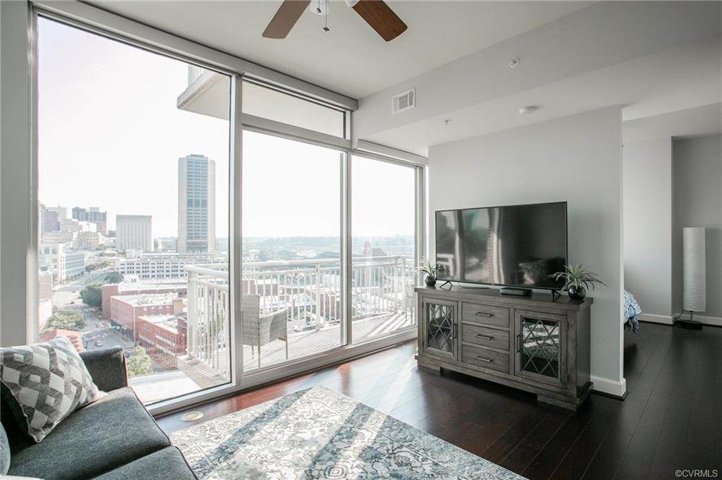301 Virginia Street - Photo 1