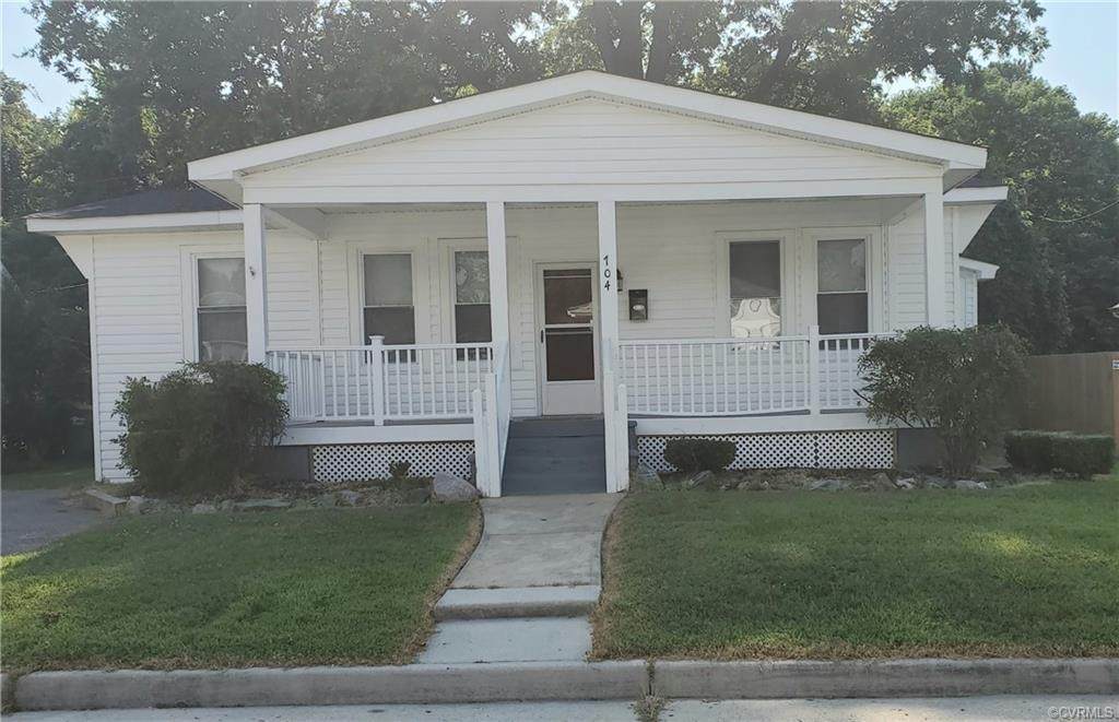 704 9th Avenue - Photo 1