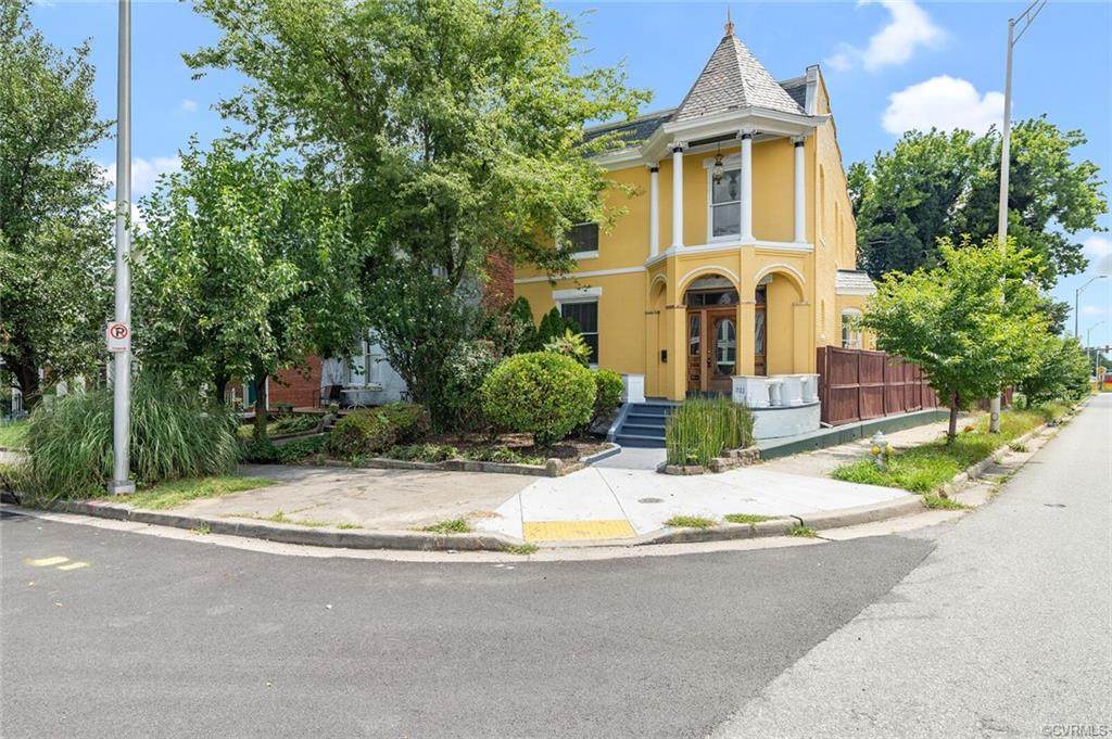 1522 Porter Street - Photo 1