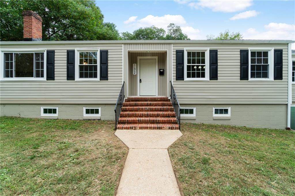 132 Chesterfield Avenue - Photo 1