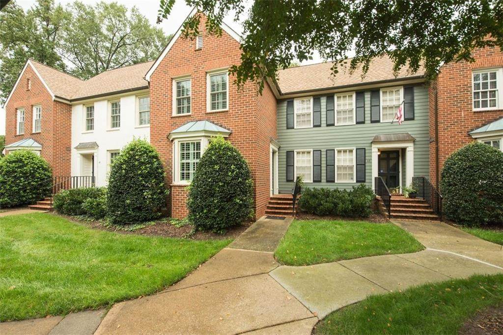 45 Hampton Commons Terrace - Photo 1