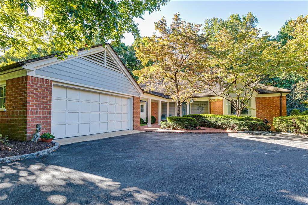 5 John Christopher Court - Photo 1