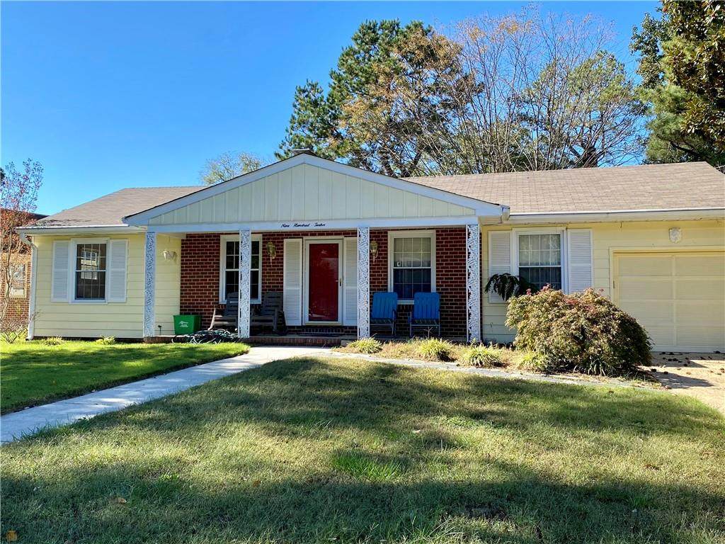 912 Forestview Drive - Photo 1