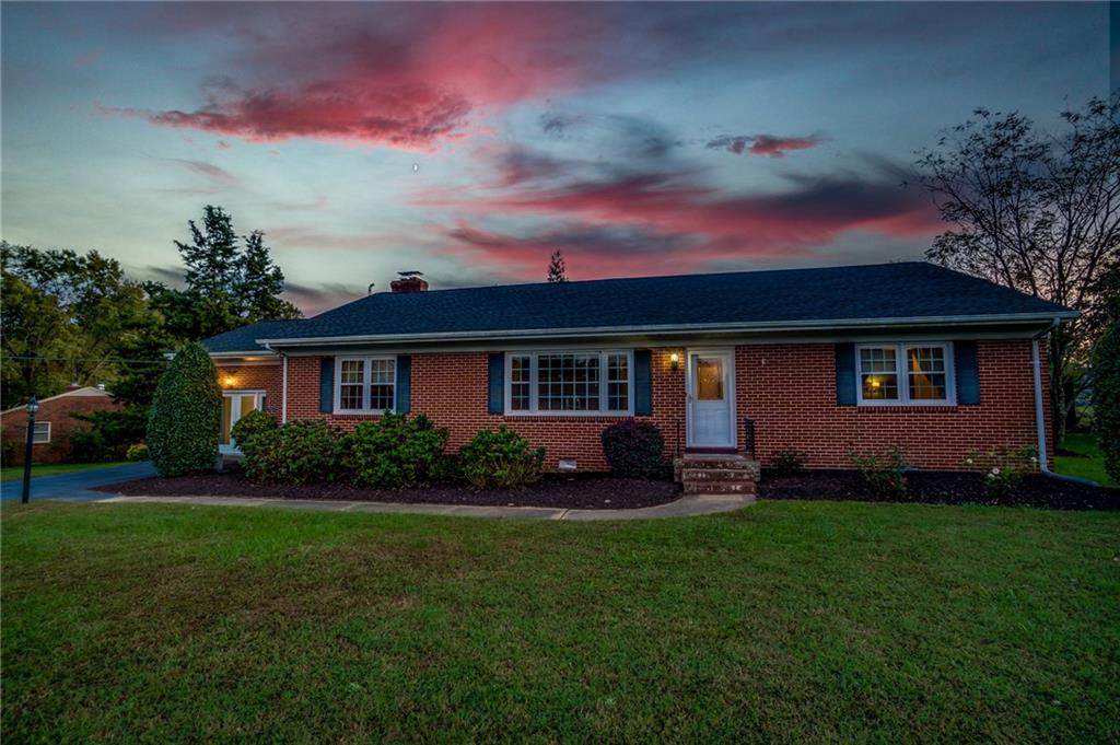 7437 Ridgeview Road - Photo 1
