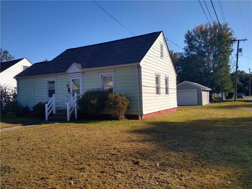 313 Dick Ewell Avenue - Photo 1