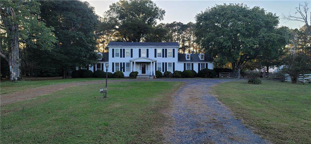 441 Runnymeade Road - Photo 1
