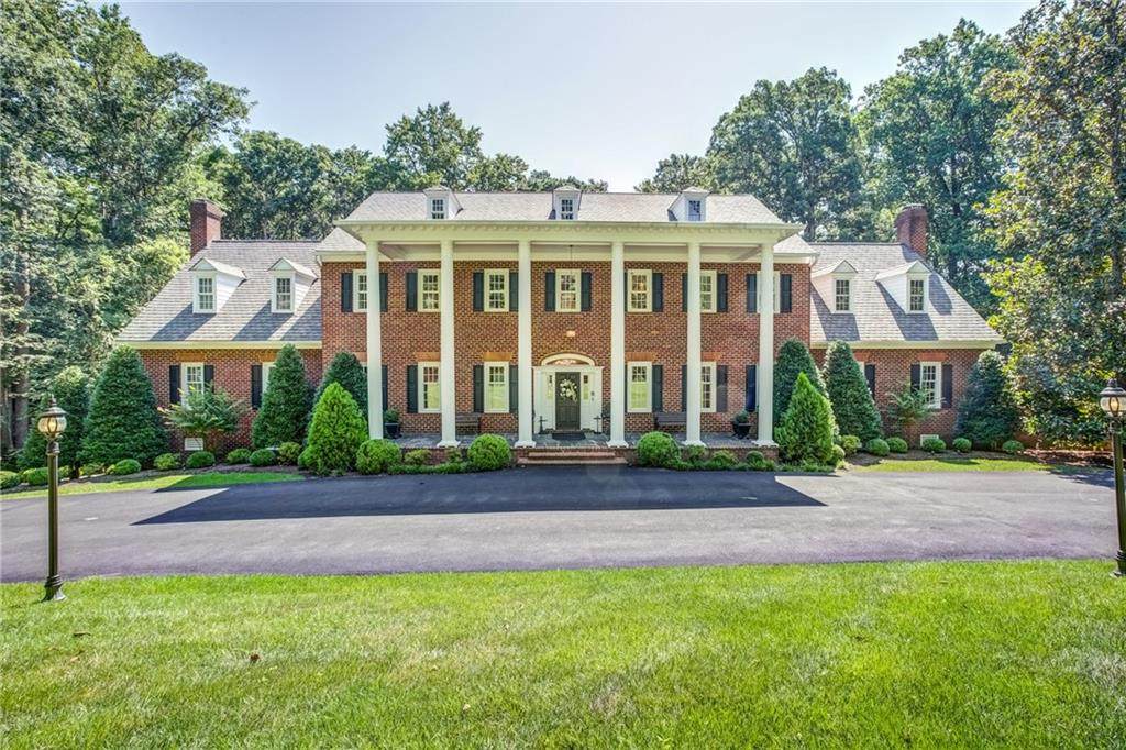 209 Dryden Lane - Photo 1