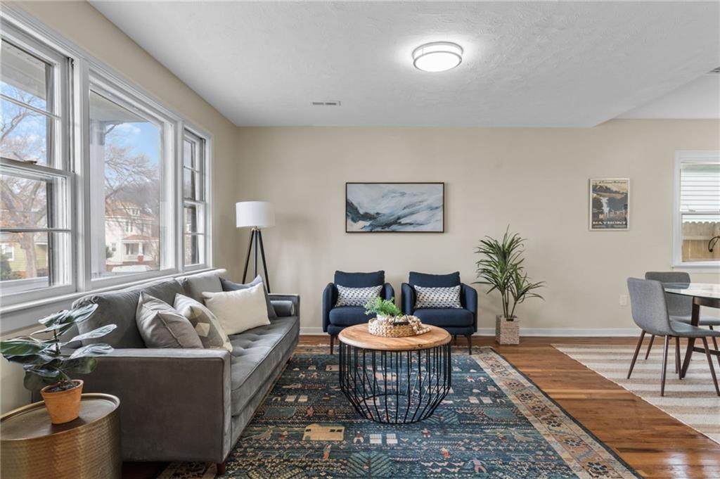 2114 Dinwiddie Avenue - Photo 1