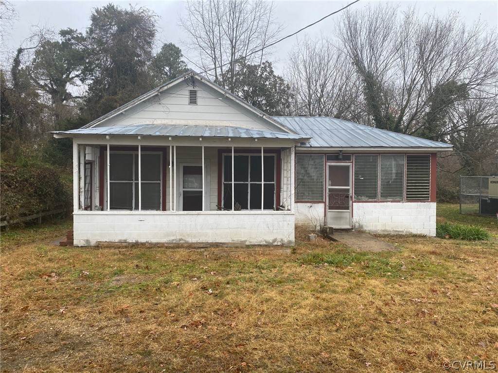 39 Mancha Avenue - Photo 1