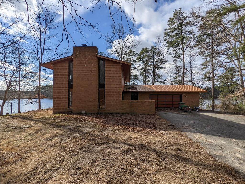4070 Dogwood Drive - Photo 1