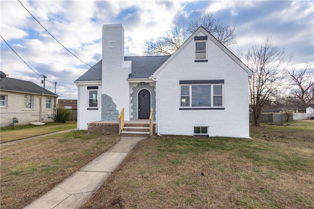 328 Maryland Avenue - Photo 1